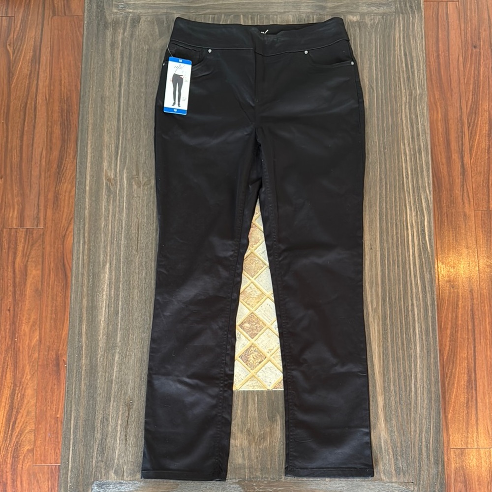 Pull-on, 5 Pocket, Slim leg Pant Black